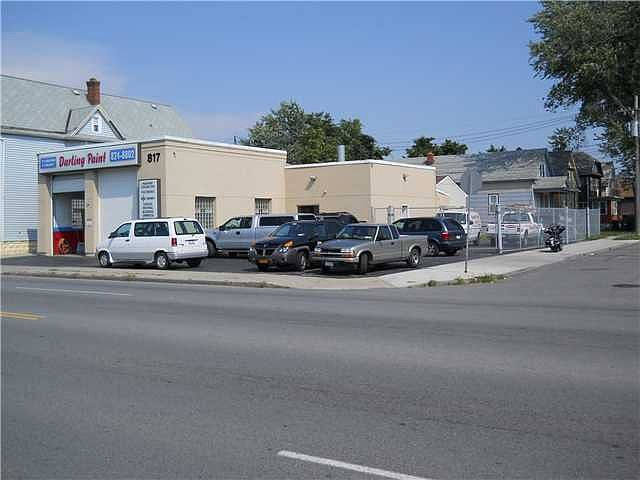 1st image of 817 Bailey Ave