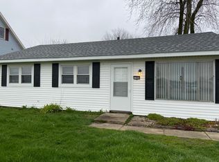 1304 N Mattis Ave, Champaign, IL 61821