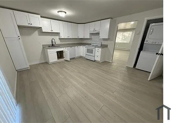 2 bed, 1037 sqft, $1,800 — Photo 3