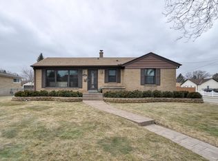 3456 9th Ave, Racine, WI 53402