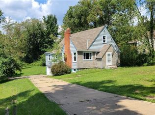 24 Evelyn Dr, Coraopolis, PA 15108