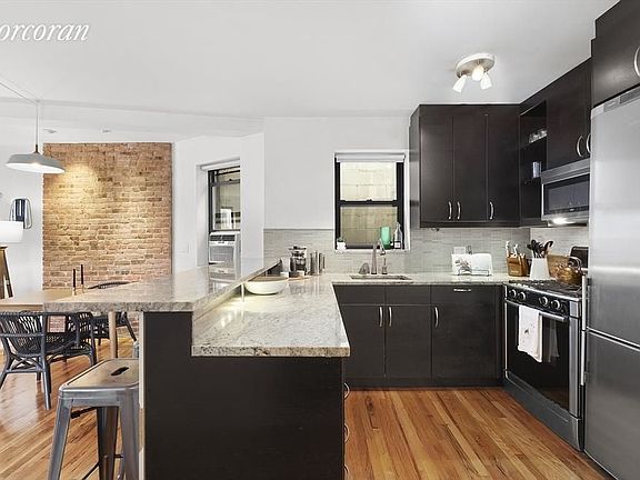 2nd image of 85 Stanton St APT 4A