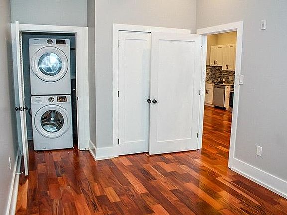 4th image of 1025 E Montgomery Ave #000009