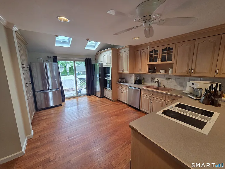 156 Fieldcrest Dr — Photo 13