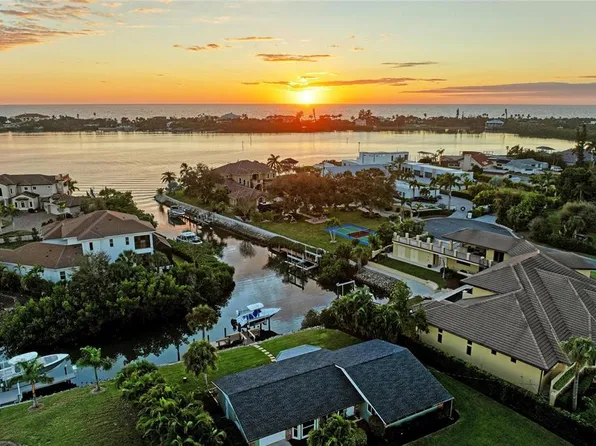 365 S Shore Dr, Osprey, FL 34229