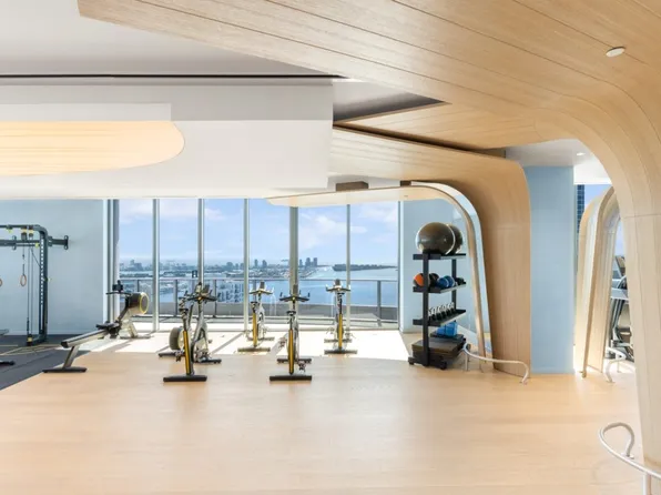 1000 Brickell Plz, Miami, FL