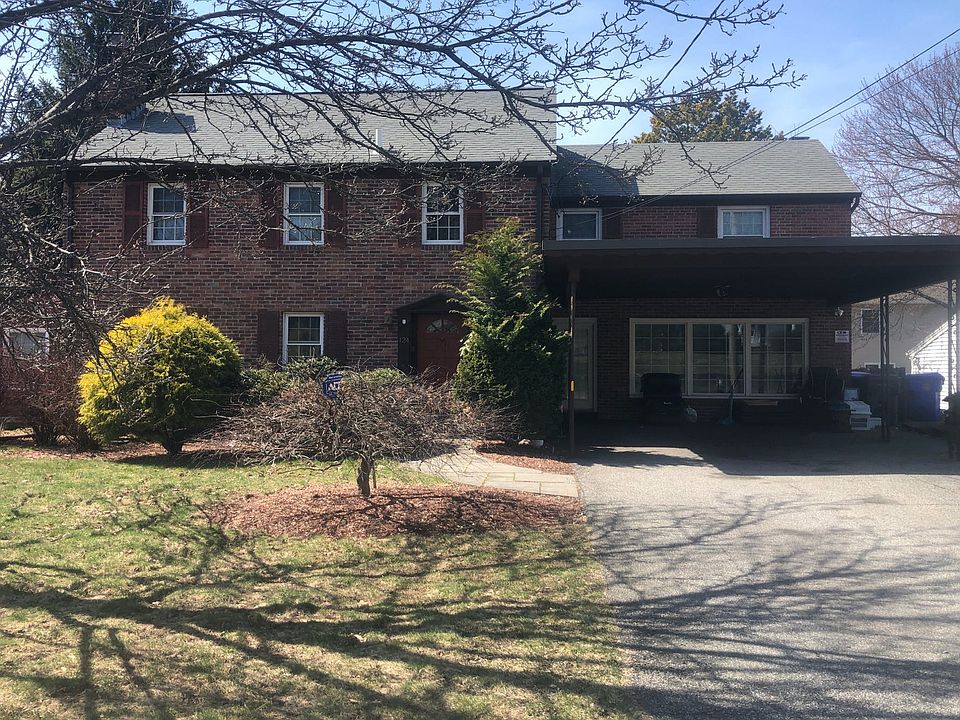 1st image of 124 Cottage Ave