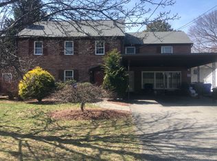 124 Cottage Ave, North Providence, RI 02911