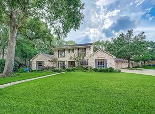 10815 Riverview Dr, Houston, TX 77042