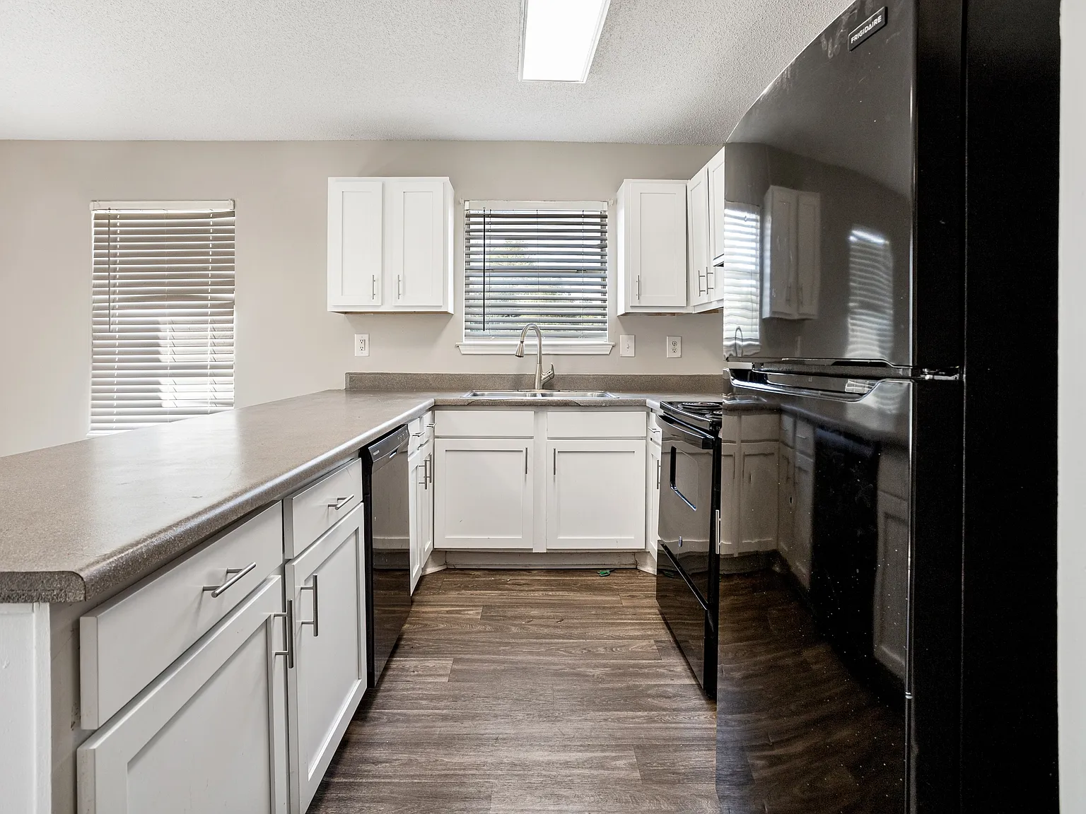 Bessemer Place Apartments — Photo 3