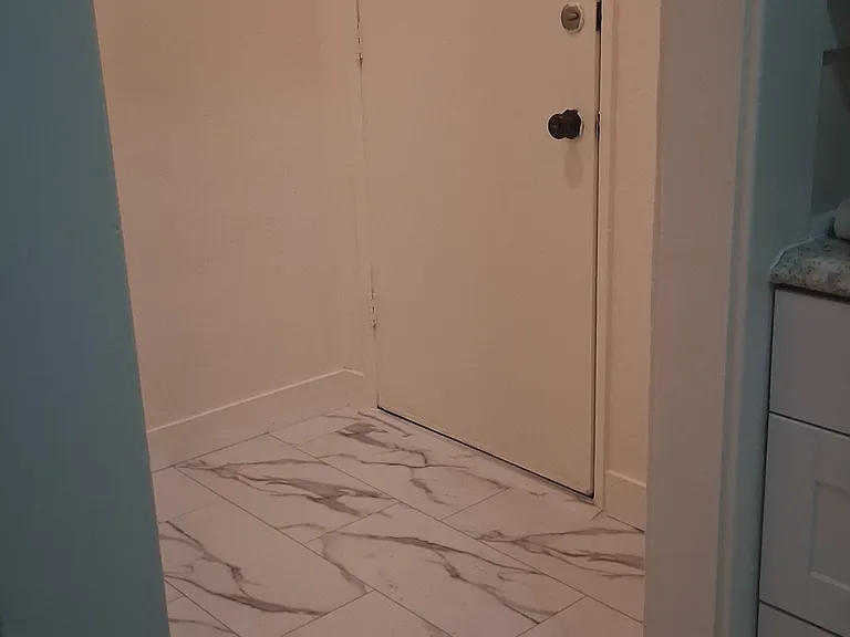 1422 I St #9 — Photo 10