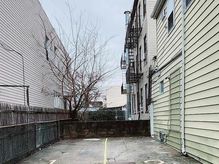 190 South St #1 — Photo 9