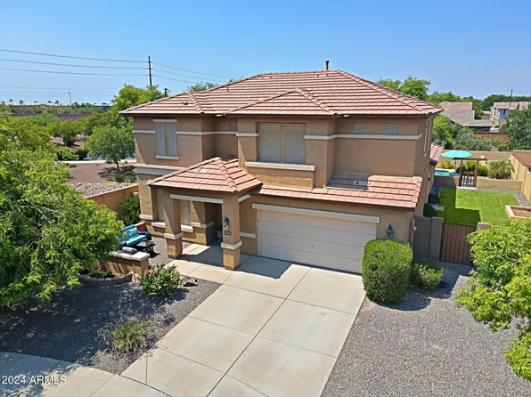 2444 E HAMPTON Lane, Gilbert, AZ 85295