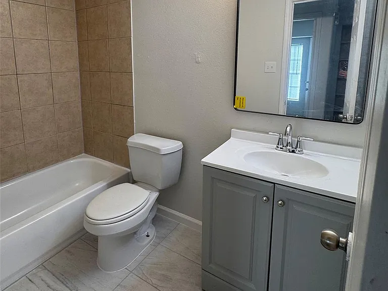 15931 Winston Point Ln — Photo 9