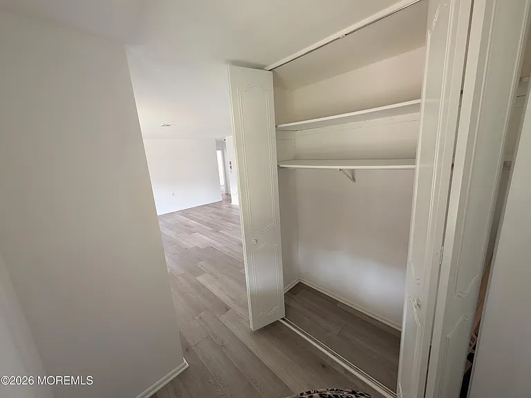 1042 Aberdeen Dr #1042B — Photo 13