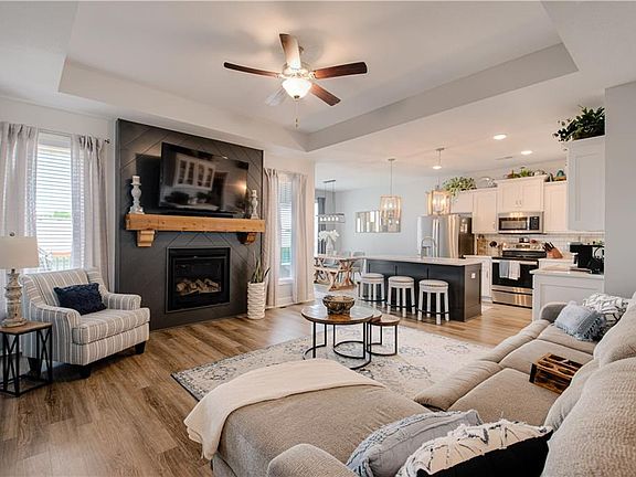5th image of 9605 N Lenox Pl