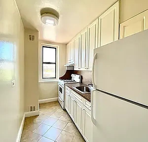 8700 25th Ave #1A — Photo 3