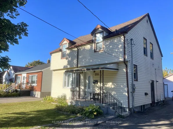 255 Wallace Ave S, Welland, ON L3B 1R7