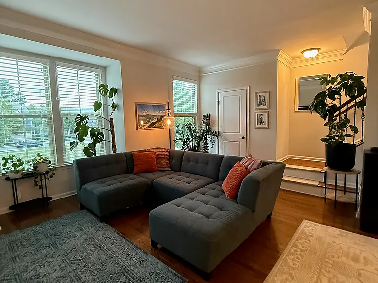 814 Oval Park Ln — Photo 5