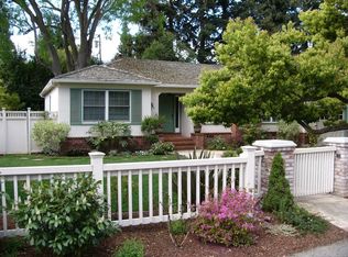 1025 Windsor Dr, Menlo Park, CA 94025