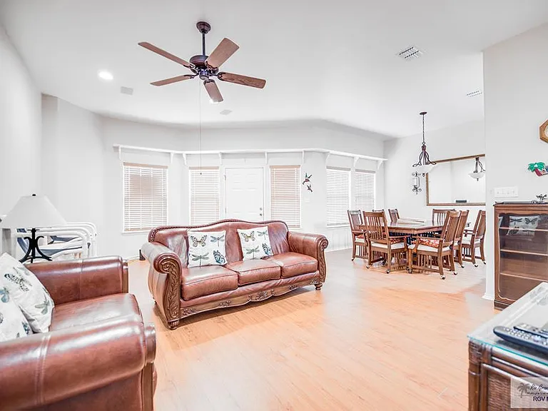 77 Santa Isabel Blvd #M-4 — Photo 6