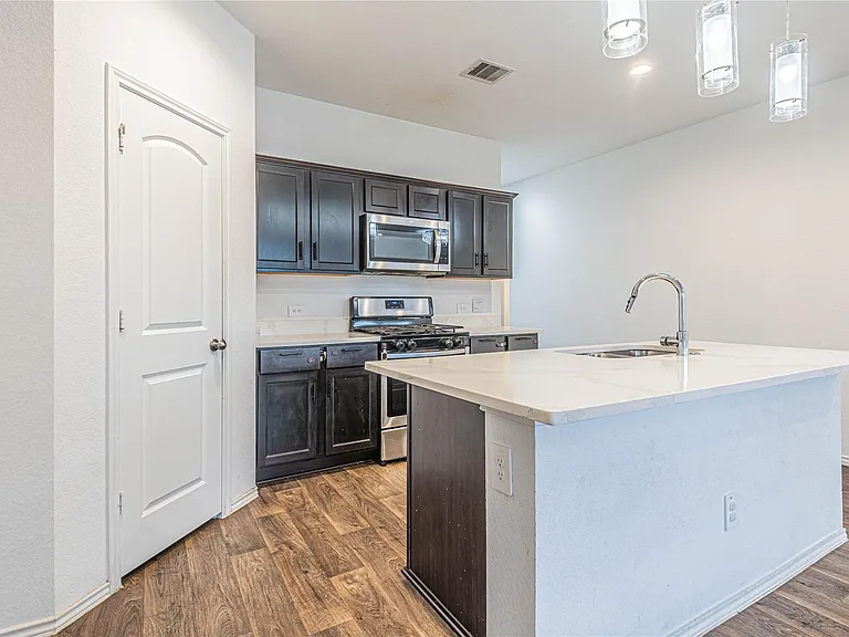 5110 Hedgerose Ln — Photo 14