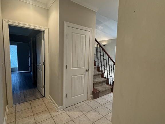 2nd image of 216 Charleston Dr