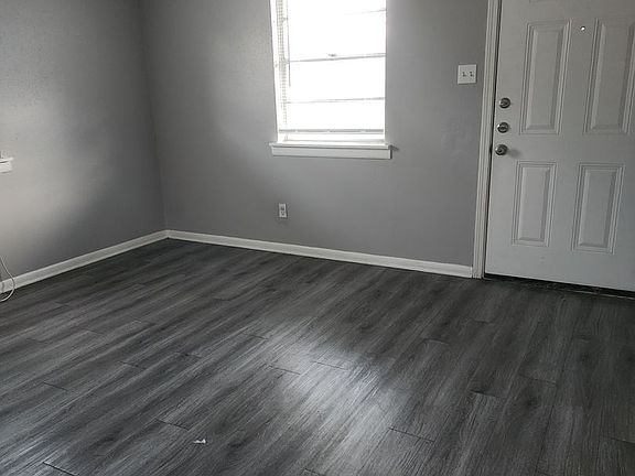 3rd image of 403 E Robertson Ave #B