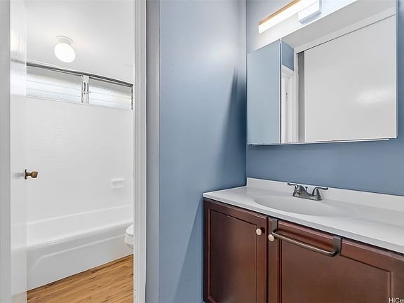 3rd image of 1122 Kinau St APT 604