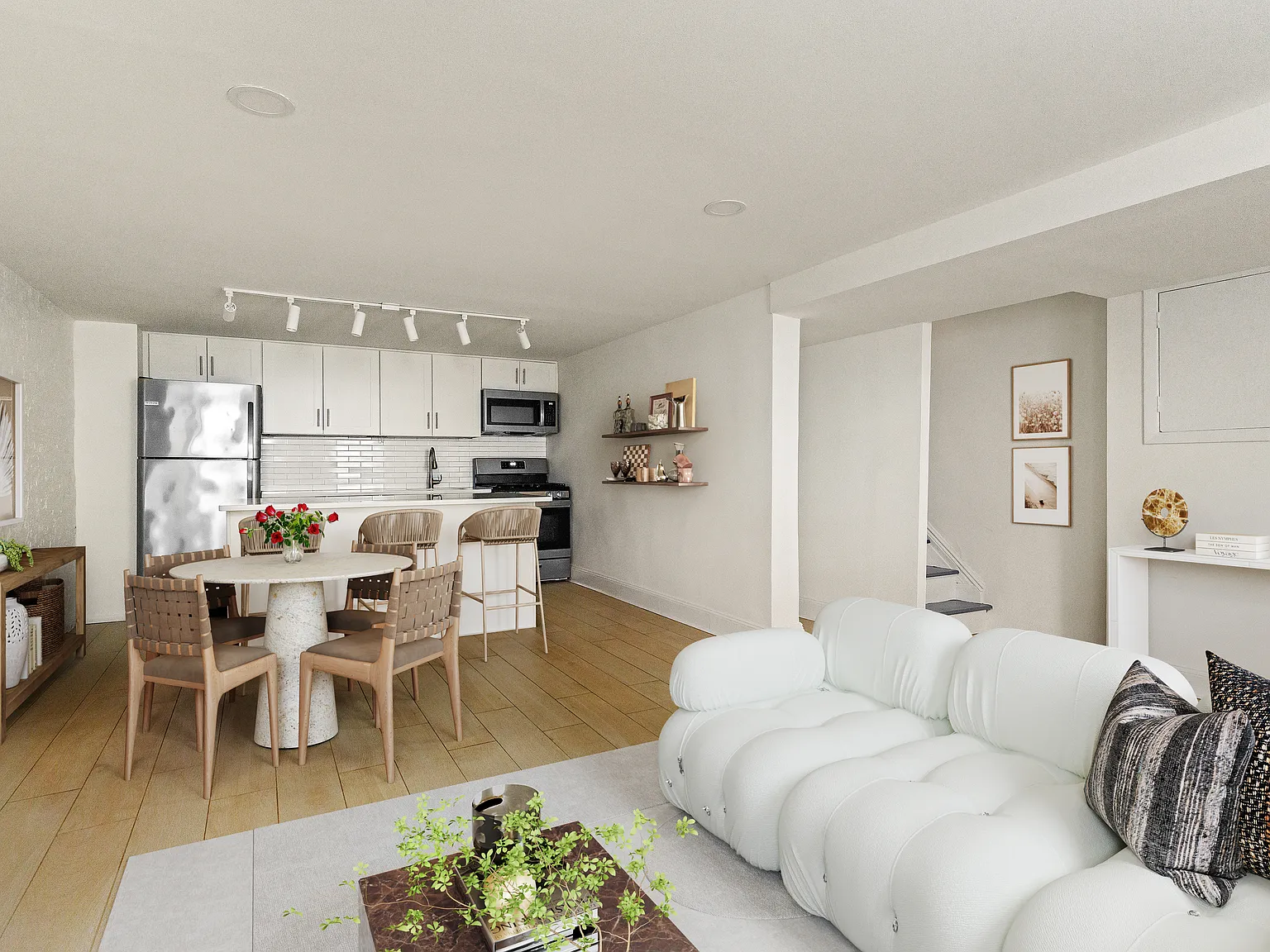 639 Henry Street — Photo 3