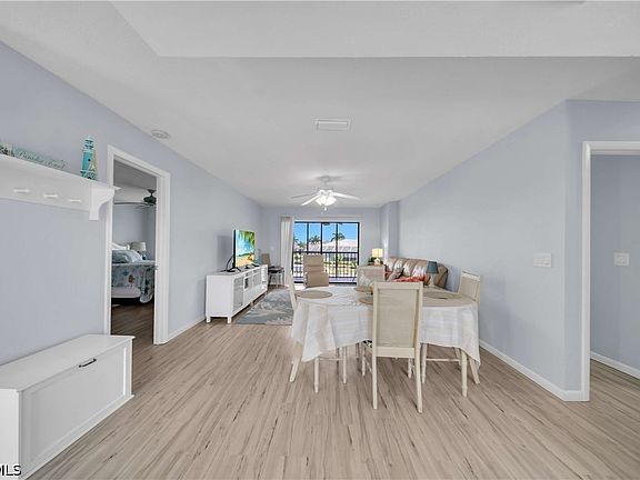 5th image of 1318 Wesley Dr APT 124B