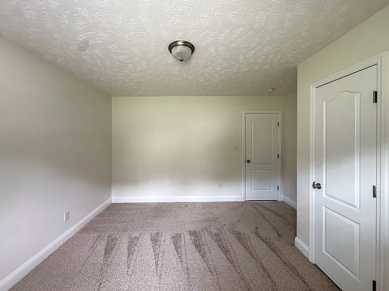 169 Wolfpoint Dr — Photo 12
