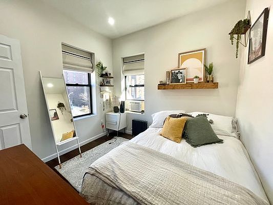 4th image of 339 1st Ave #5