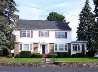 24 Berkshire St, Fitchburg, MA 01420