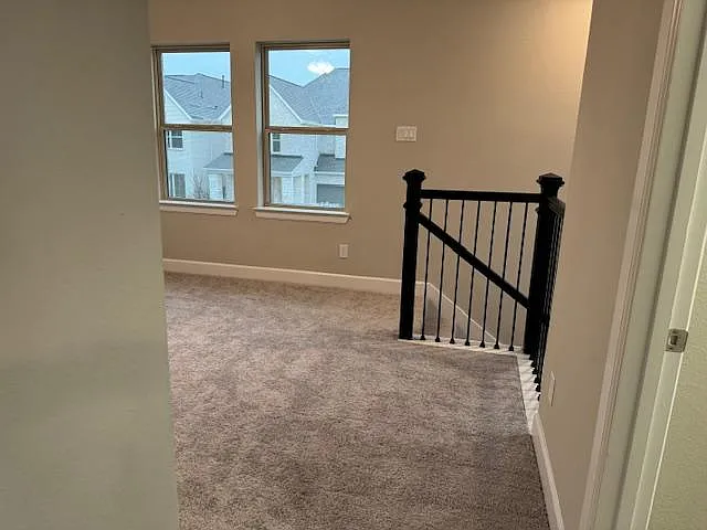 700 Prairie Falcon Dr — Photo 27