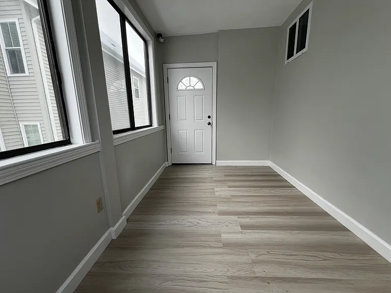 158 Holland St #2 — Photo 27