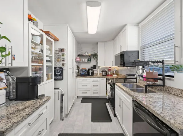 8421 Forest Hills Drive #104, Coral Springs, FL 33065