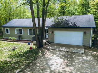 887 Michaywe Dr, Gaylord, MI 49735