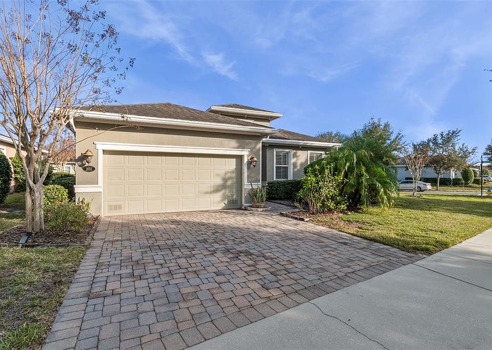 1st image of 1653 VICTORIA GARDENS DRIVE