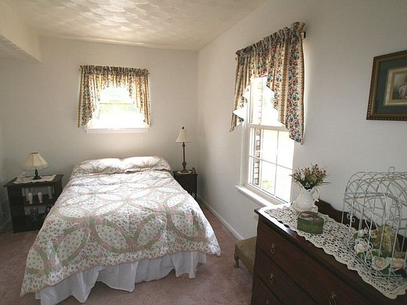Apartment bedroom