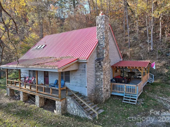 550 Cale Way, Clyde, NC 28721