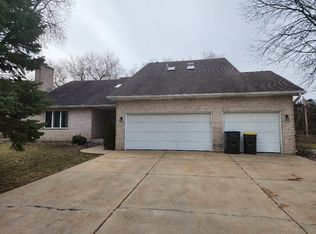 1454 Lincoln St, Schaumburg, IL