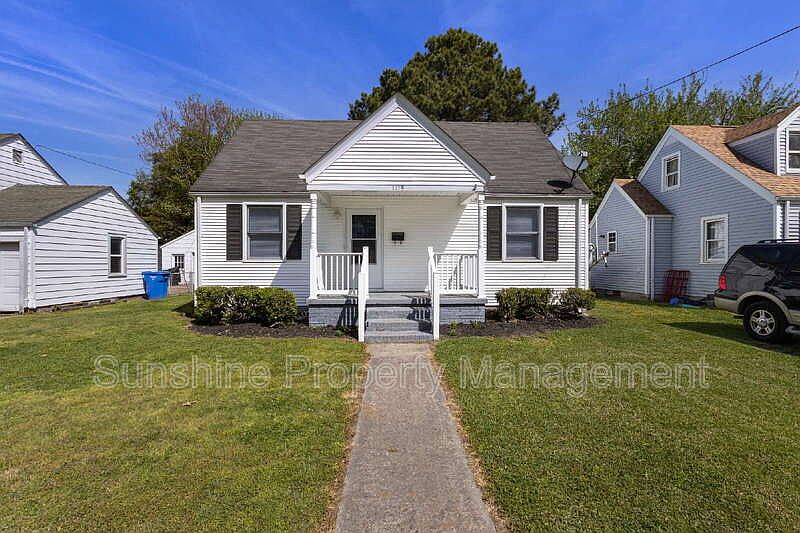 1st image of 1115 Wright Ave