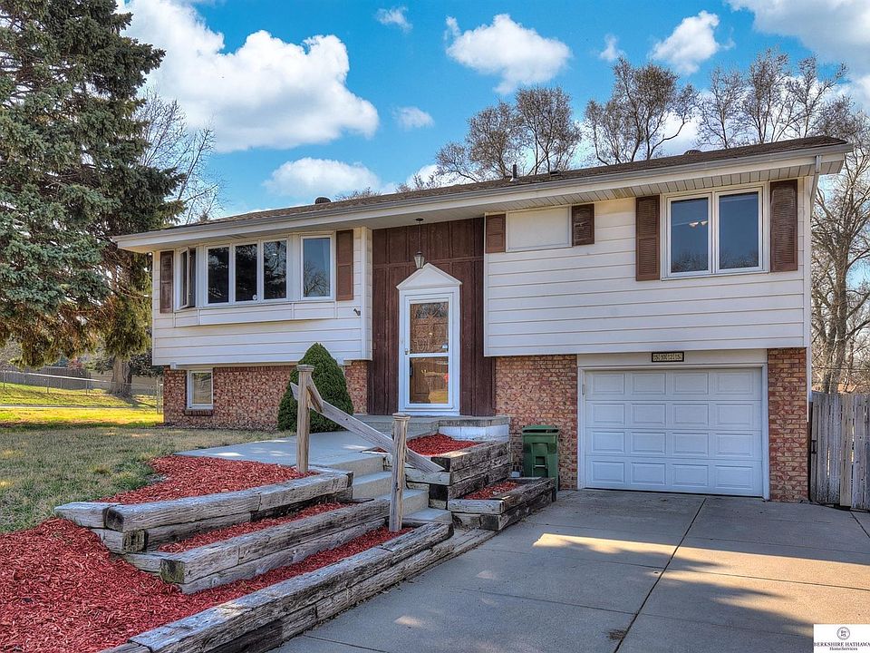 1st image of 5025 Aspen Dr