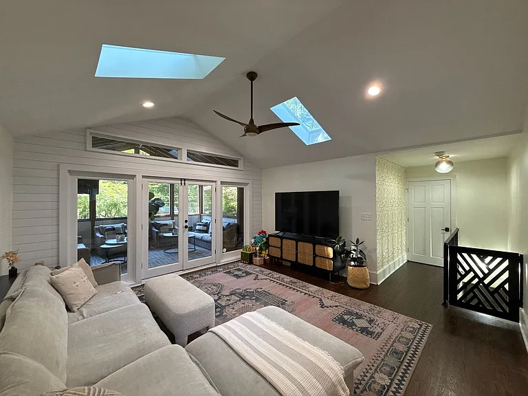 2016 Lombardy Cir — Photo 30