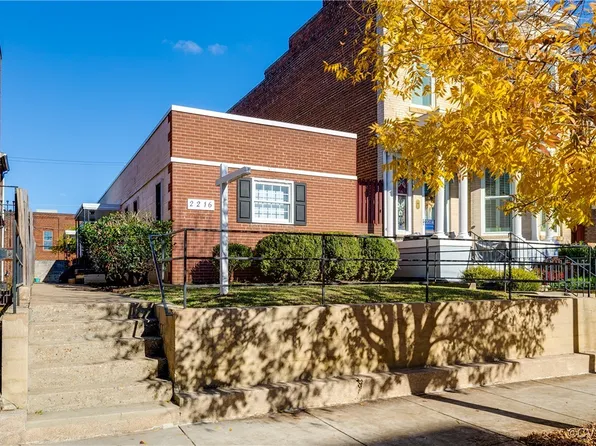 2216 W Grace St, Richmond, VA 23220