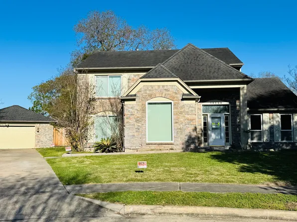 15122 Berkshire Green Dr, Houston, TX 77083
