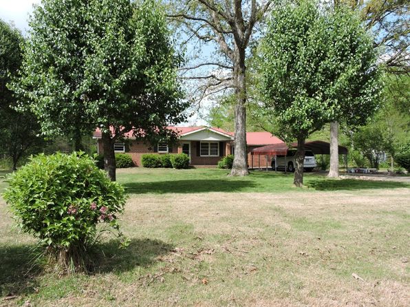 670 Sunset Cir, Manchester, TN 37355