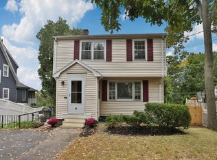 88 Rock Glen Rd, Medford, MA 02155