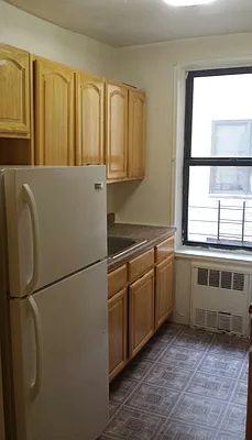 Rented by Smart NY Realty LLC | media 3